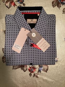 Silver Stone Men's Dress Shirt Size Medium