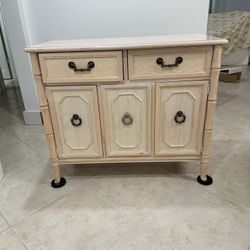 Dining Table With 4 Chars & Sideboard