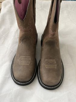 Ariat Size 9 Women’s Boots