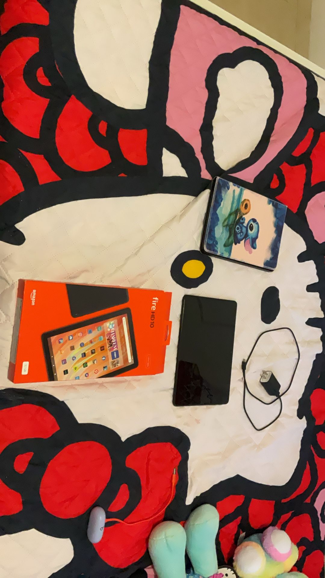 Amazon kindle Fire Hd 10 32 GB With Stitch Case