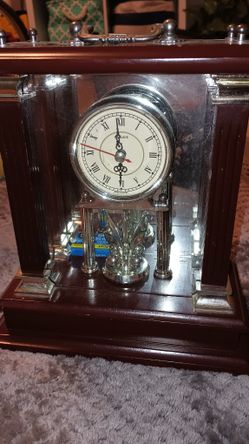 Mantle Clock