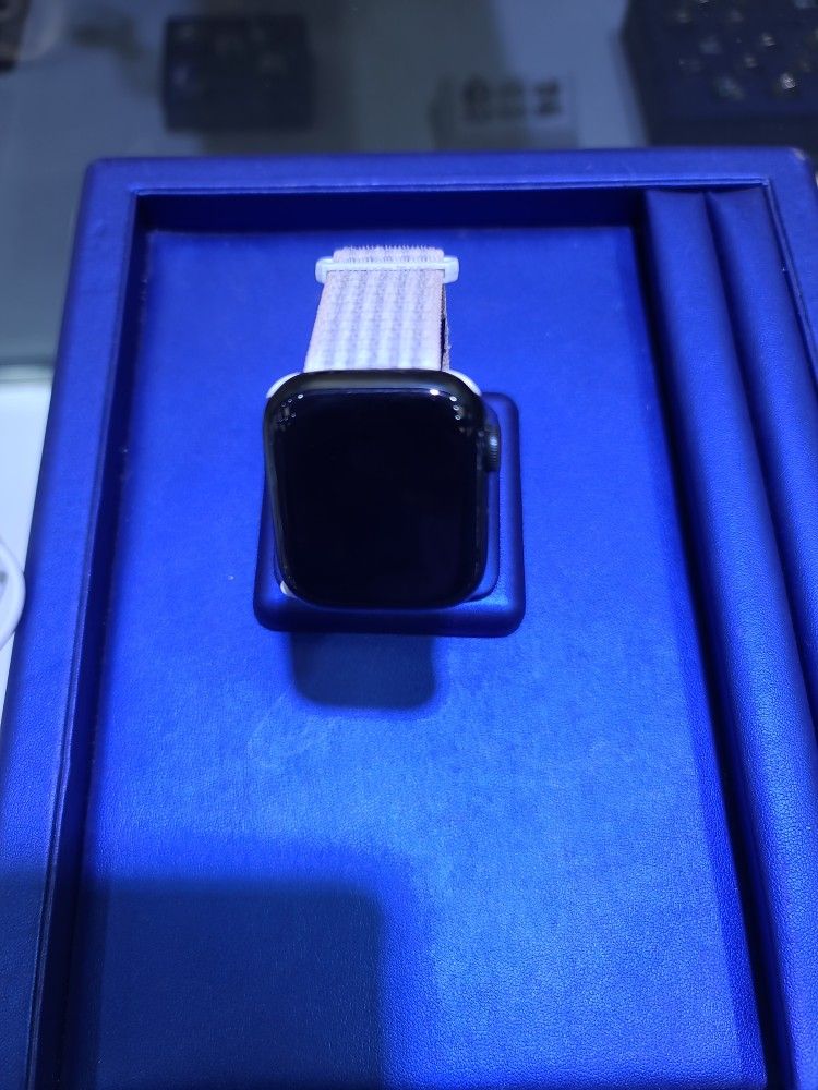 Apple Watch Series 7