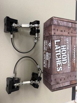 07- Wrangler Combat Hood Latches