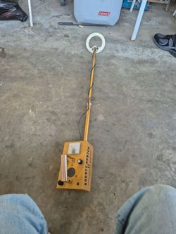 Vintage Metal Detector