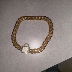 Cuban Link Dog Chain