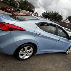 2012 Hyundai Elantra