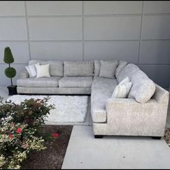*Free Delivery* Ashley Sectional Couch Sofa