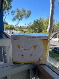 30th anniversary elite trainer box