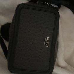 guess crossbody