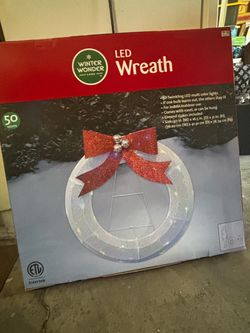 Winter Wonder Lane LED Christmas Wreath