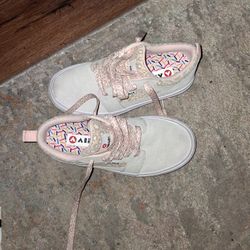 New Girls Size 3