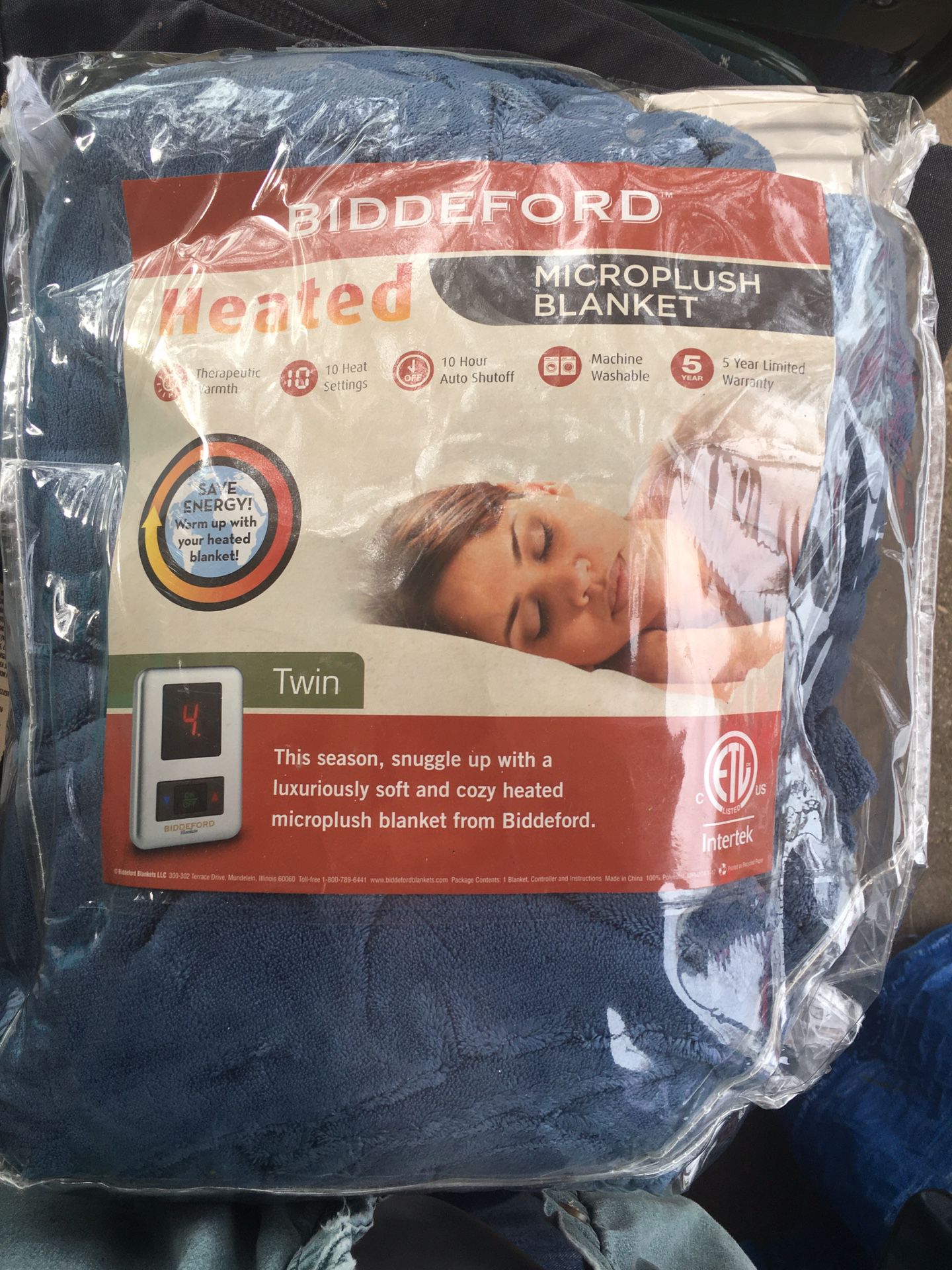 Twin heating blanket in package only 35 Firm