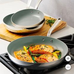 Tramontina 3-piece Tri-Ply Clad Stainless Steel Ceramic Nonstick Fry Pan Set