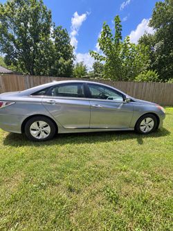 2014 Hyundai Sonata Hybrid