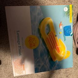 Sun squad lounge float (2) - new in box