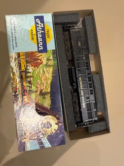 Athearn “Blue Box” HO Scale diesel locomotive
