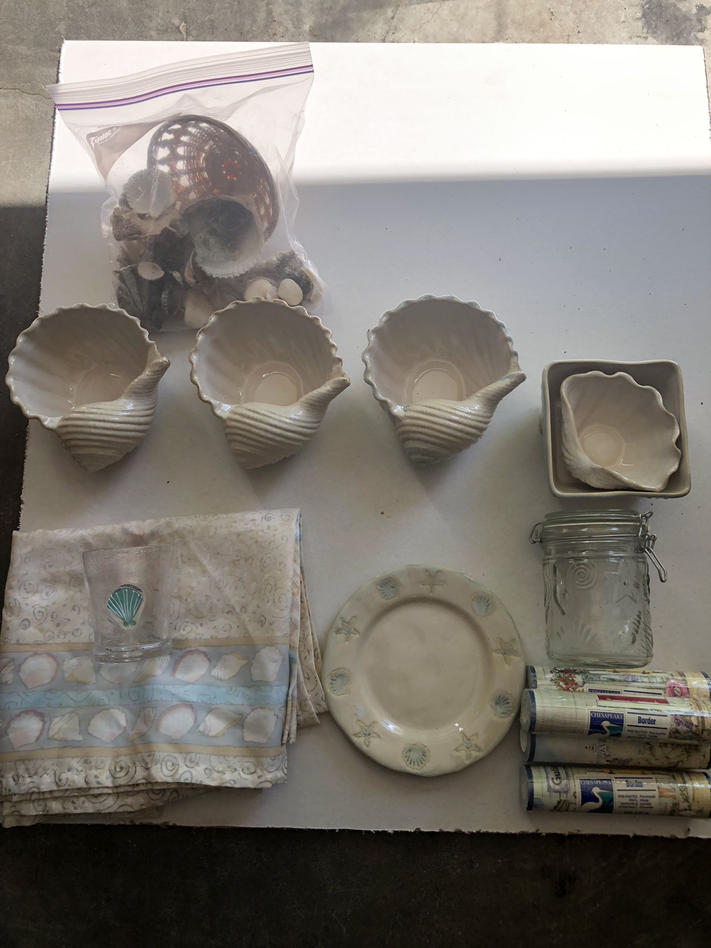 Seashell Decoration Lot (13+ Pieces)