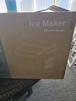 Ice Maker counter top BRAND NEW in Box