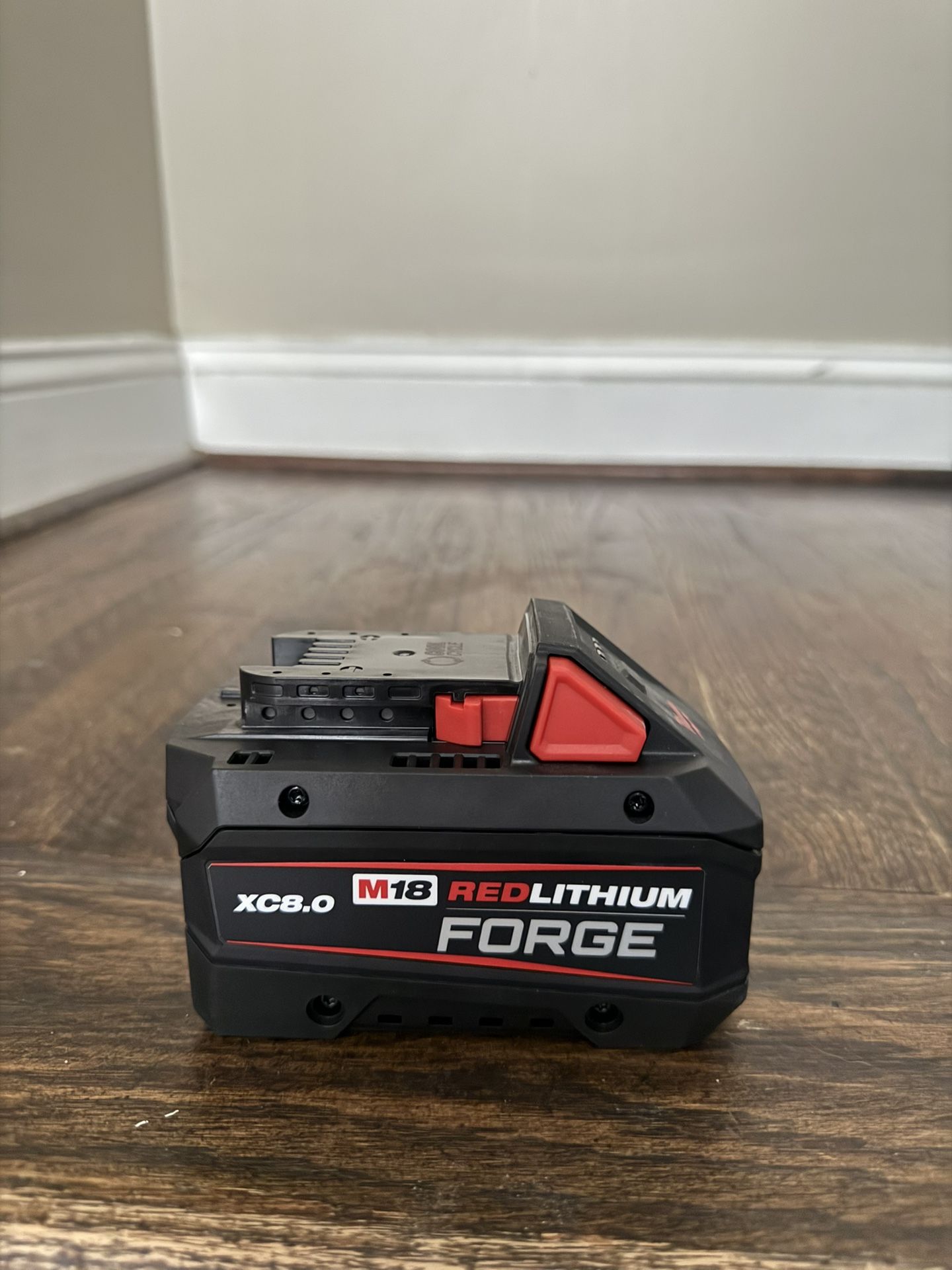 Milwuakee 8.0 Battery