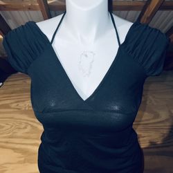 Very Nice Woman Shirt Size (M) Very Good Condition Only $7