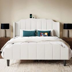 Vintage Queen Size Velvet Platform Bed Frame with Curved Vertical Tufted Wingback Headboard and Footboard, Charging Station, Easy Assembly,