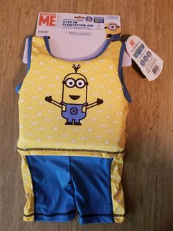 NWT Childrens Minion Floatation Aid