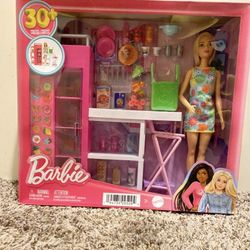 Barbie Food Station
