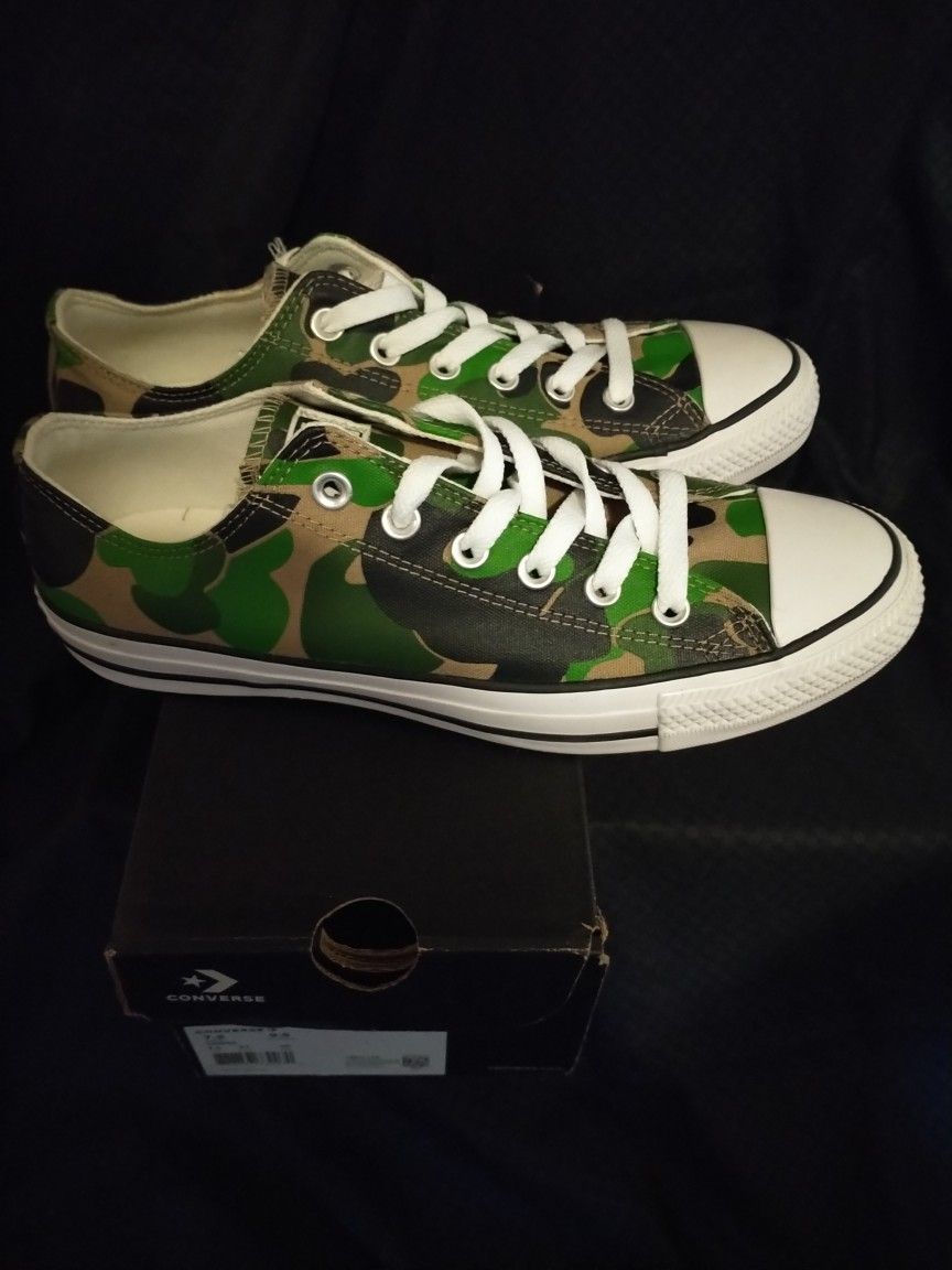 Converse CT All Star Low Camo Size 7.5y