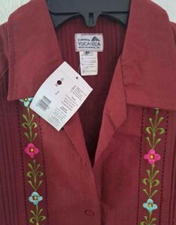 Women’s Dress Shirt Size 10/12