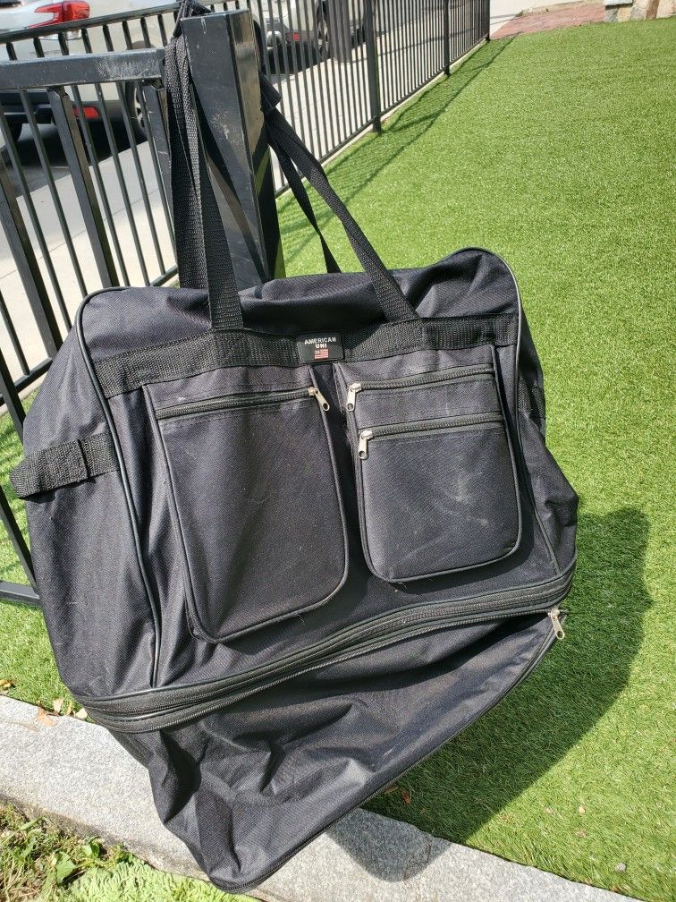 Soft Large Canvas Luggage On Casters With Compartments 30" X 25" X 12"