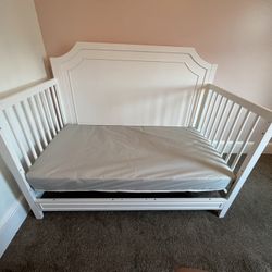 DeVinci Convertible Crib  