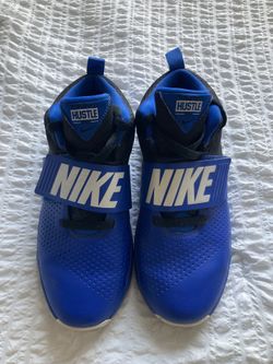 Black & Blue Nikes 💙🖤 Size 6Y