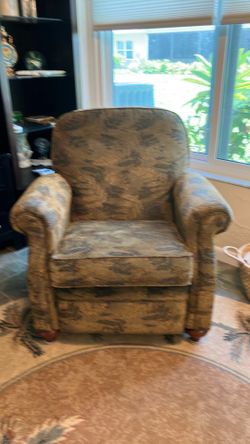 Lazy boy recliner, shades of brown foliage