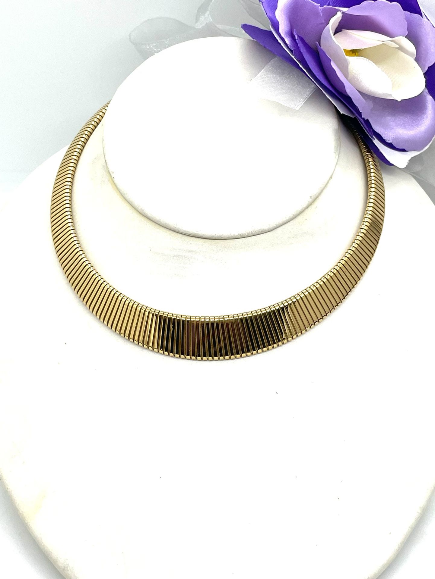 Vintage Gold Tone Monet Collar Necklace