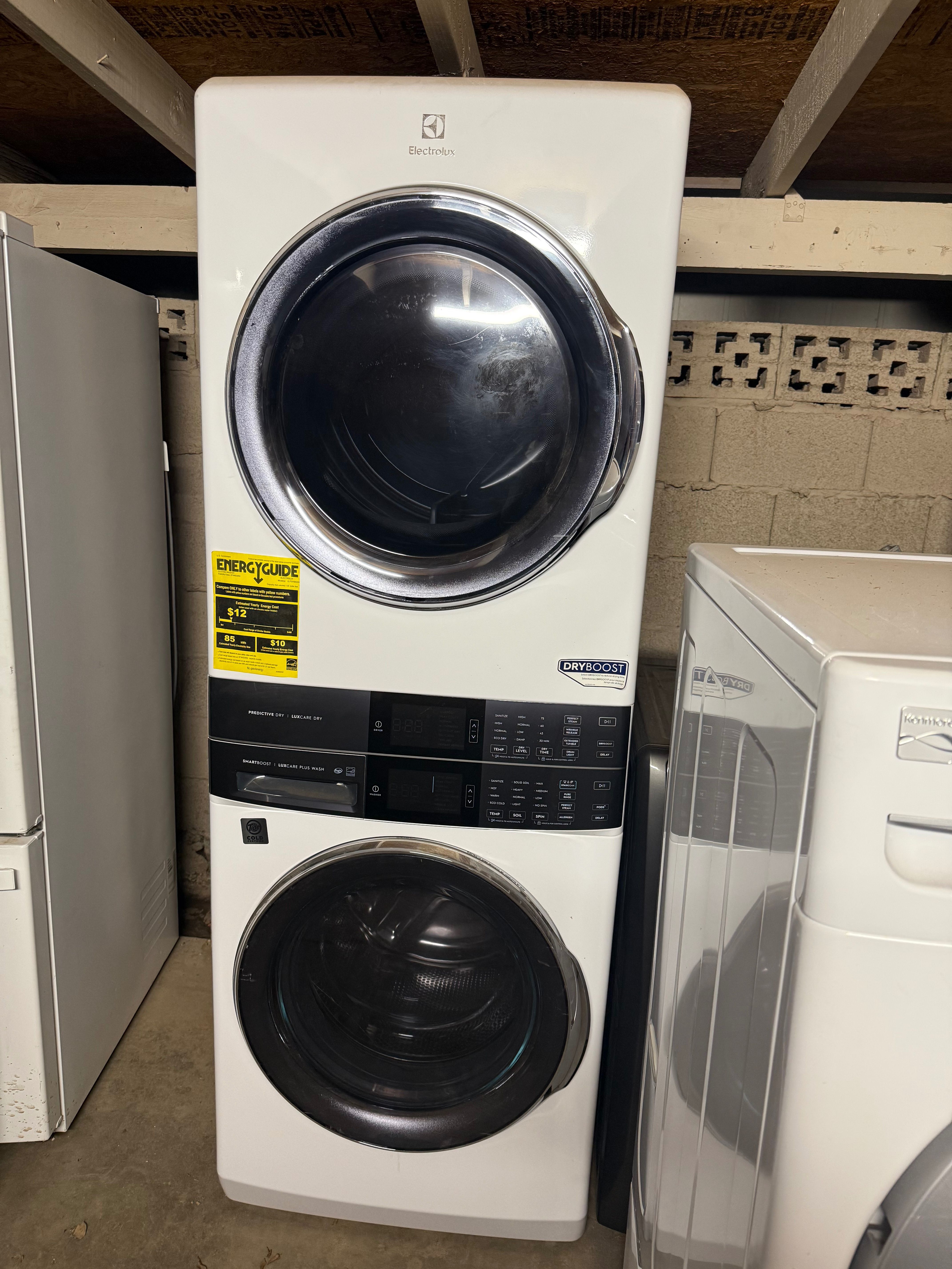 Electrolux washer and GAS dryer 27” ‼️ 45 DAYS WARRANTY ‼️ Delivery FEE SAME DAY ‼️
