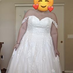 Essence of Australia D2605 Ivory Plus Size Size 20 (altered) Needs Some TLC