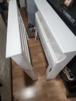 Twin size bedframe