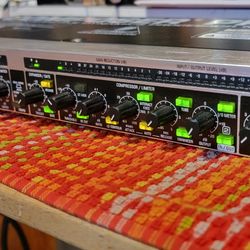 Behringer Composer Pro-xl MD 2600. Pick Up Only 