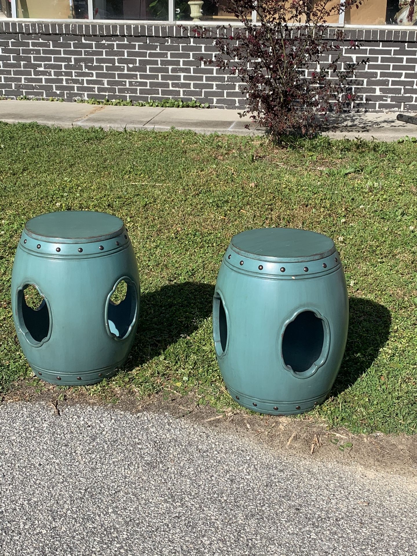 Pr Of End tables 