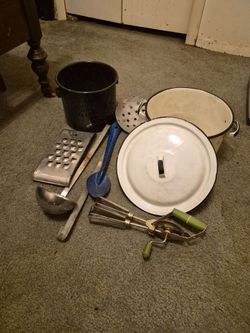 Old pots and kitchen tools