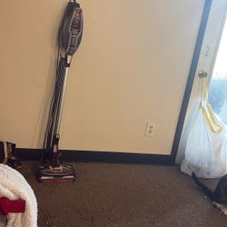 shark vacuum 