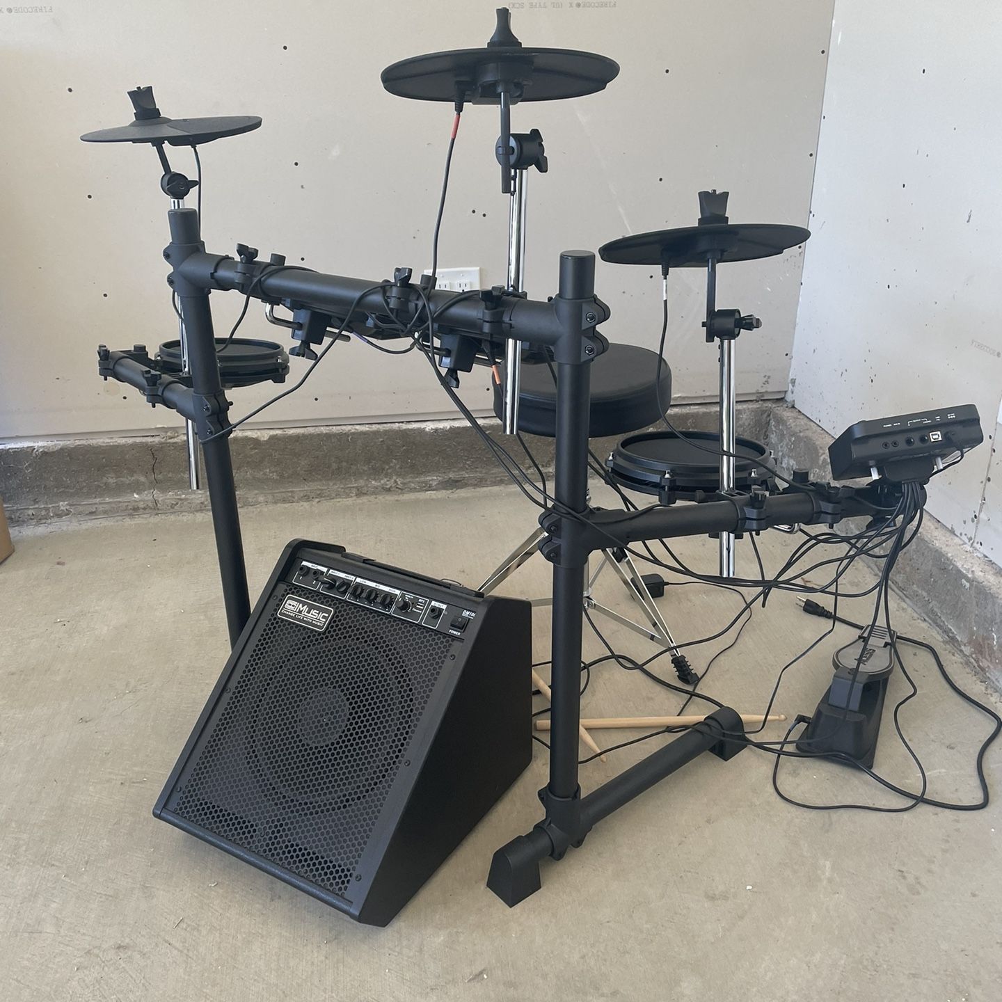 5 Piece Alesis Electronic Drum Set