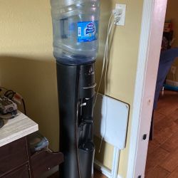 Water Dispenser