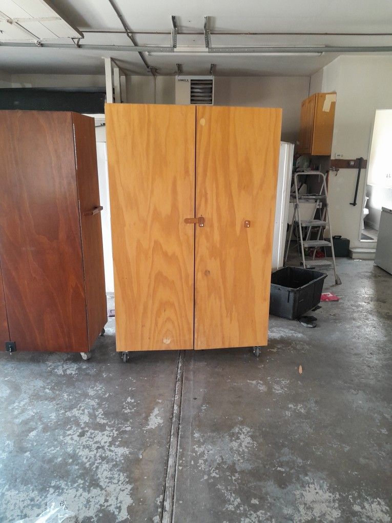 Shop Cabinets