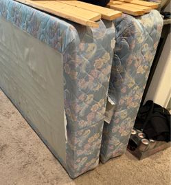 Free boxsprings King size