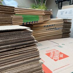 BETTER & BRAND NAME MOVING BOX 📦  BUNDLE  $95.00