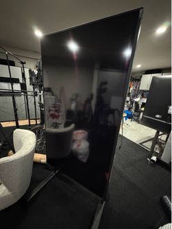 Vizio 70” Smart Tv