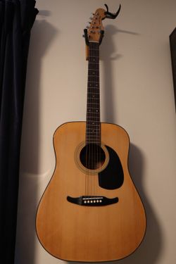 Fender Concord Acoustic Guitar – Great Condition – Ready to Play