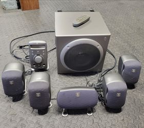 Logitech Z-680 Stereo Computer Surround Sound Speakers & Control Module