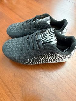 Kids Cleats size 9C